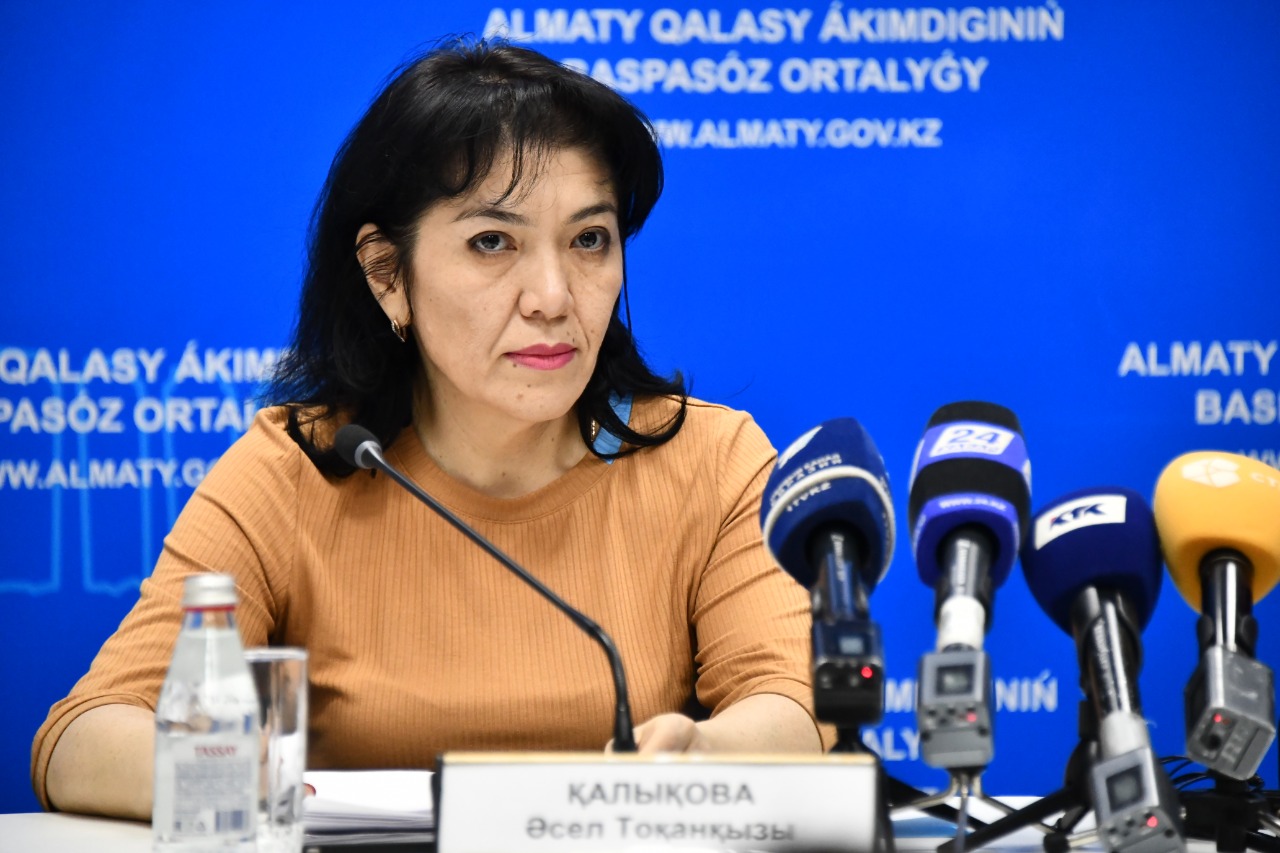 Власти Алматы опасаются взрывного роста случаев COVID-19