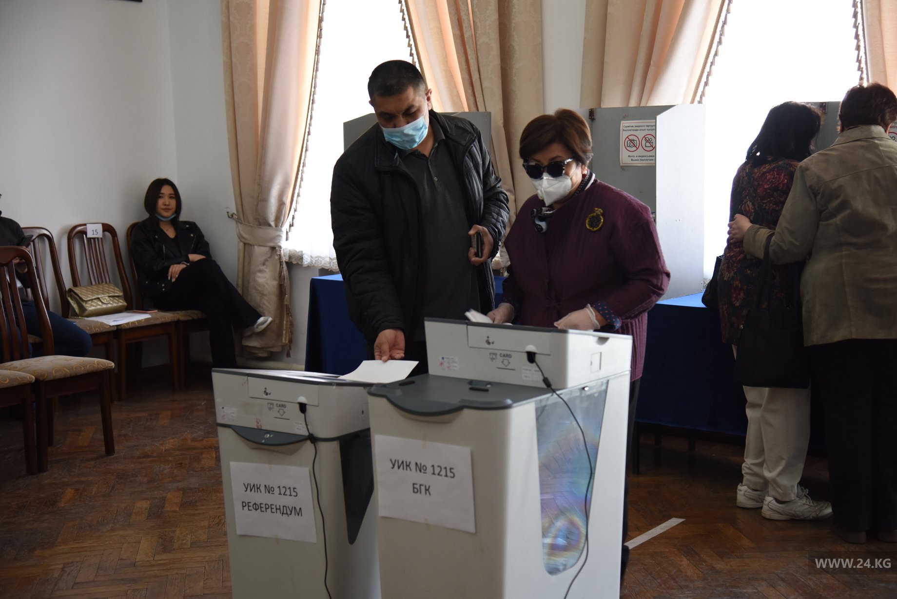 Явка избирателей на референдуме о Конституции в Кыргызстане приблизилась к 13%