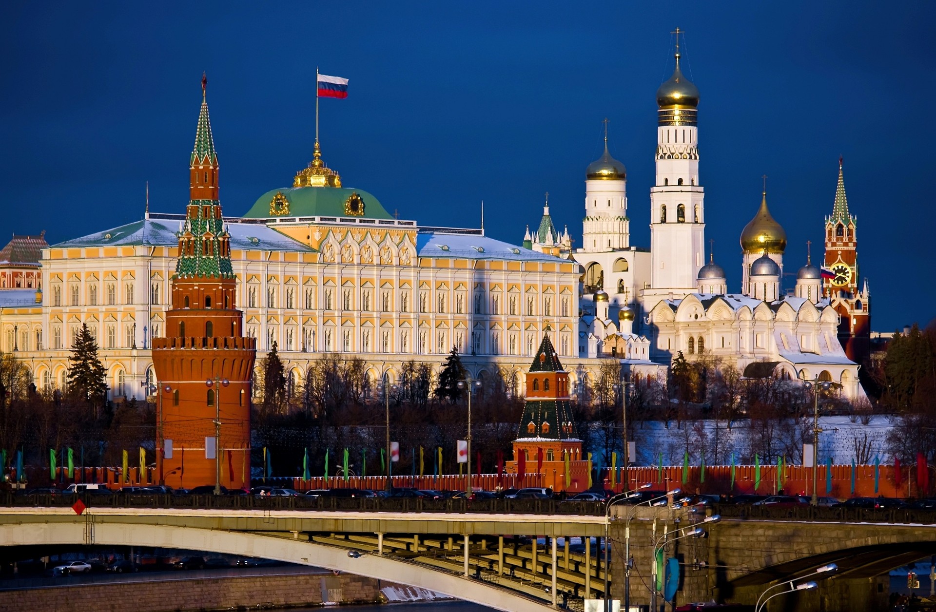 О том, как и почему меняется внешняя политика России в мире и Центральной Азии