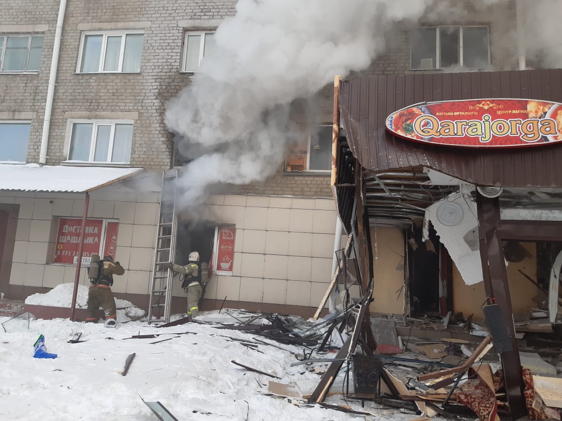 Два человека погибли в результате взрыва в жилом доме в Петропавловске