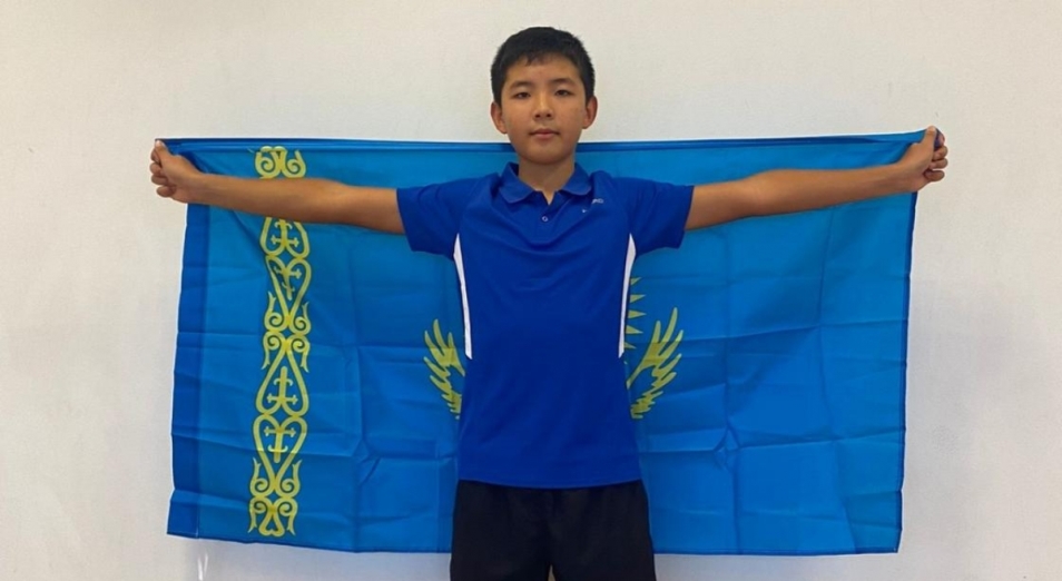 Казахстанец возглавил чемпионскую гонку "Мастерса" Tennis Europe