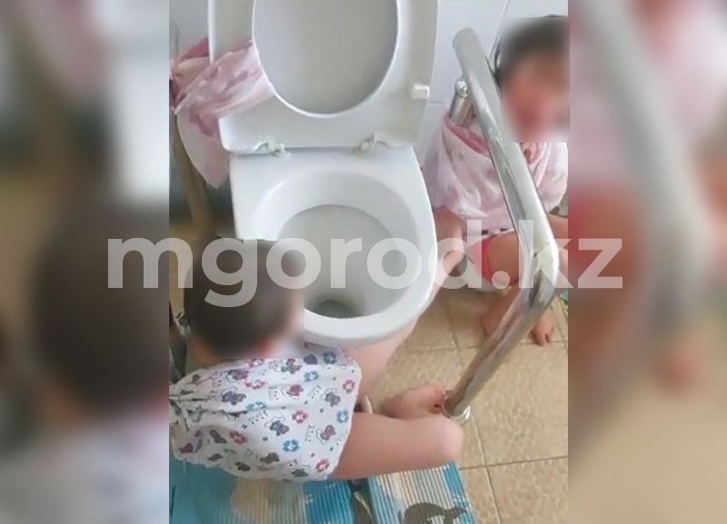 Над детьми-инвалидами издеваются в Атырау