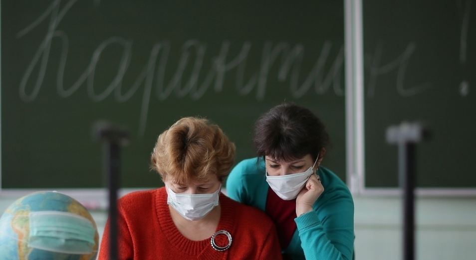 Коронавирус в Казахстане: школы уходят на карантин 