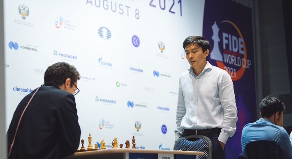 Казахстанец выбил из борьбы вице-чемпиона мира на Кубке Мира FIDE