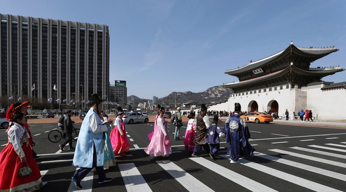 Оңтүстік Корея екпе салдырған туристерді карантинге жатқызбайды
