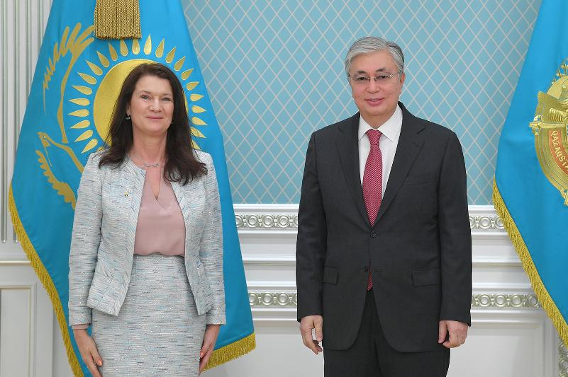 Президент Казахстана принял министра иностранных дел Швеции 