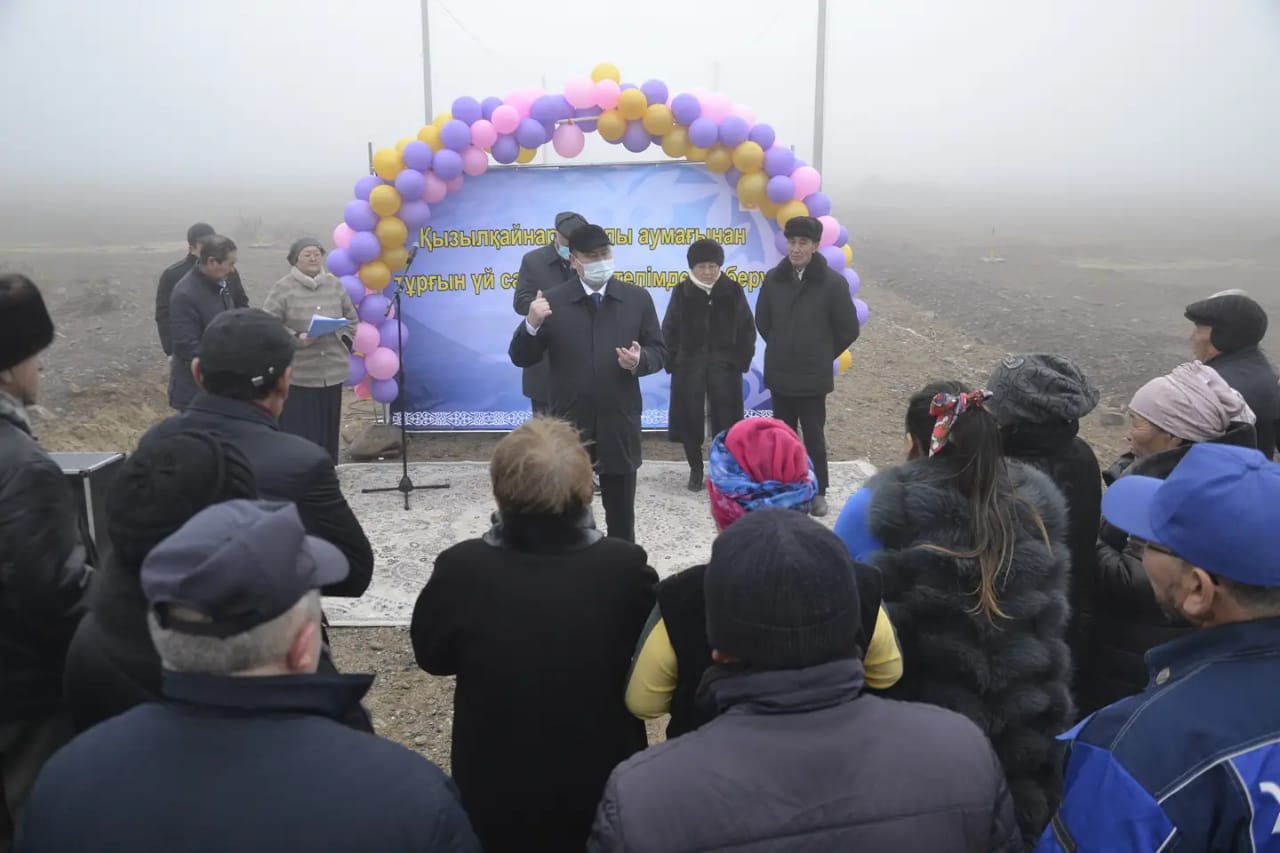 Мереке қарсаңында тұрғын үй салуға жер телімдері берілді