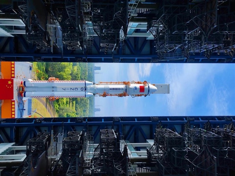 Китай готовится к запуску грузового космического корабля "Тяньчжоу-3" 
