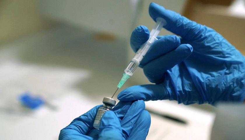 1,5 мың тәртіп сақшысы CОVІD-19-ға қарсы вакцина салдырды