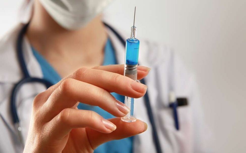 Антиваксерлердің вакцина туралы әңгімесіне сенбеу керек 