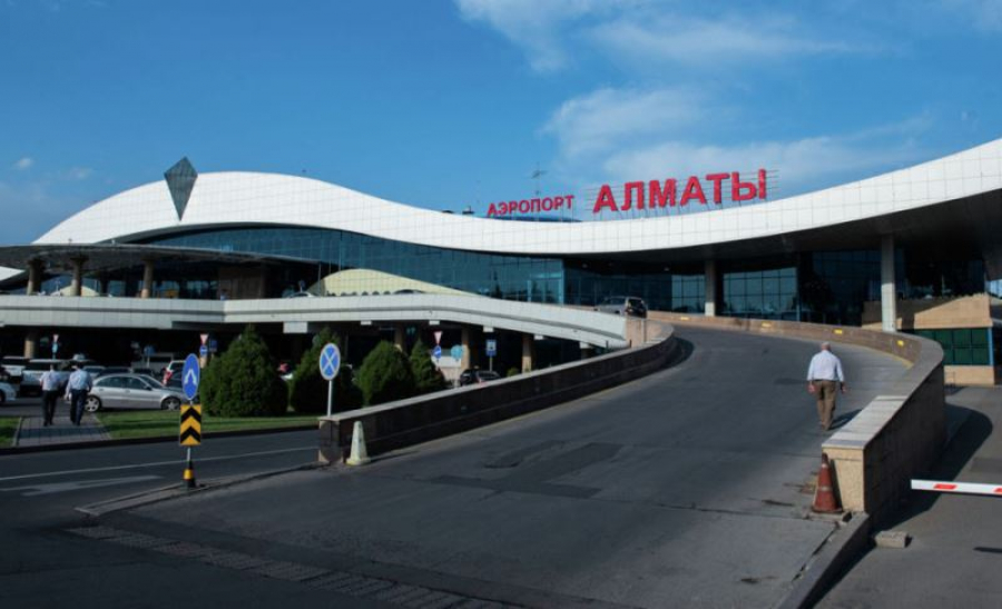 Вылеты и приемы бортов в аэропорту Алматы возобновлены 