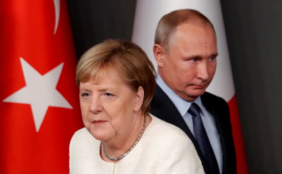 Биограф Меркель описал, о чем и как она спорила с Путиным