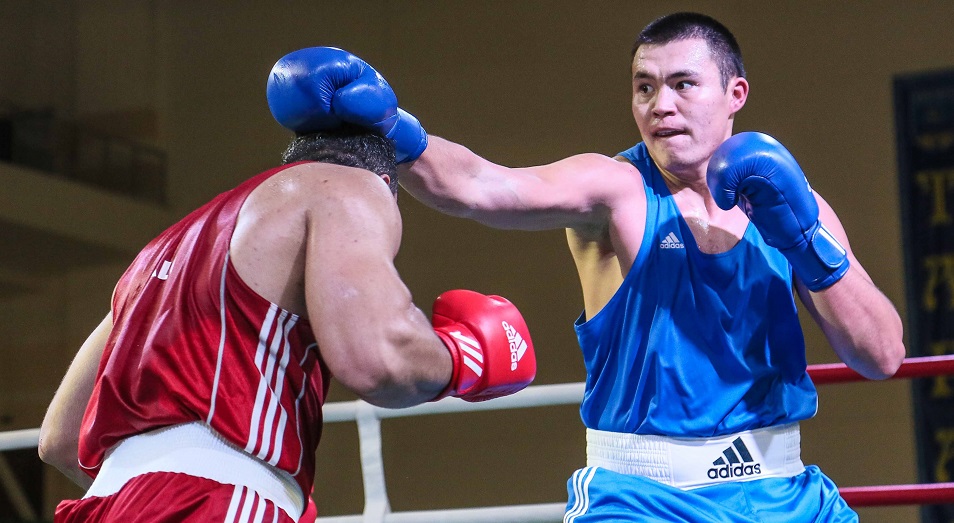 Кункабаев гарантировал Казахстану медаль в боксе на Играх в Токио
