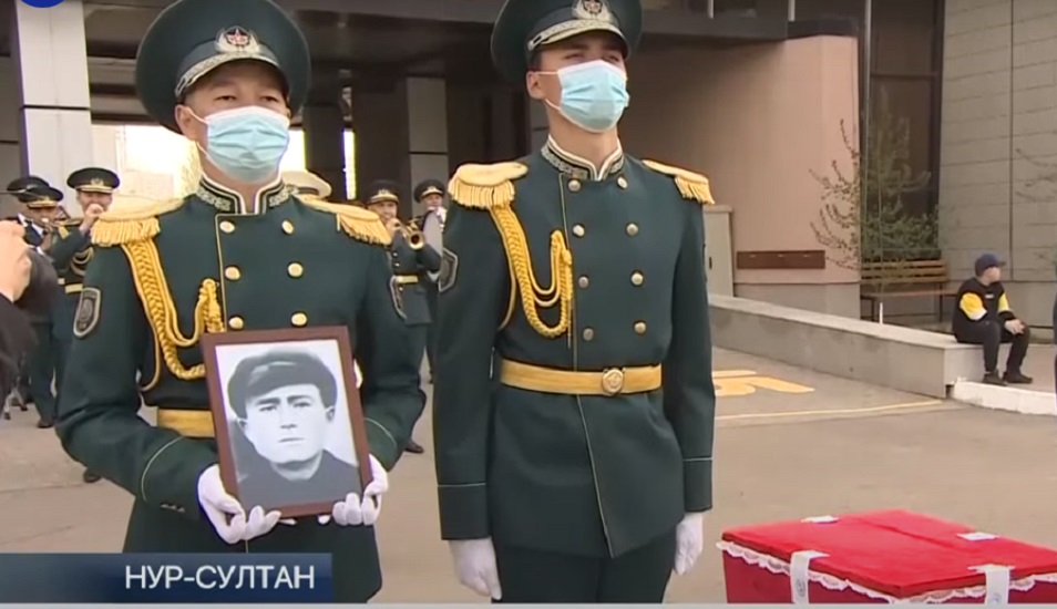 Останки казахстанского солдата доставили из Молдовы