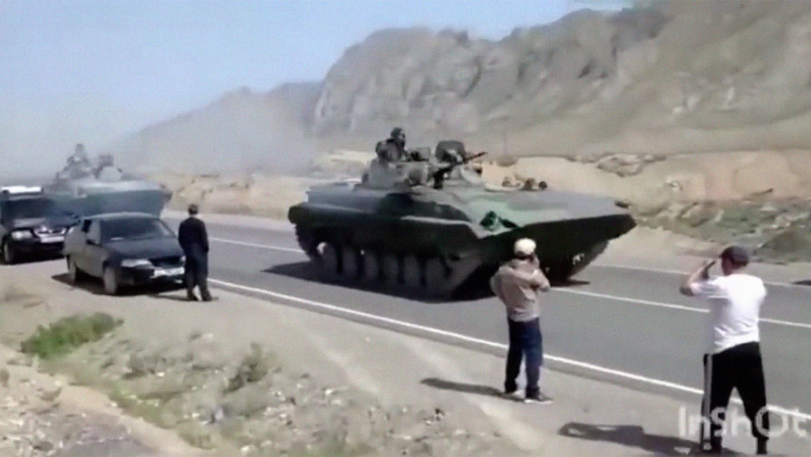 В Кыргызстане объявили траур по погибшим на границе с Таджикистаном