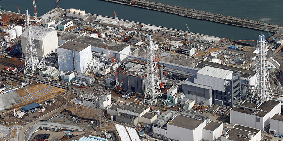 Кто призвал Японию отказаться от сброса в океан загрязненной воды с АЭС "Фукусима-1"