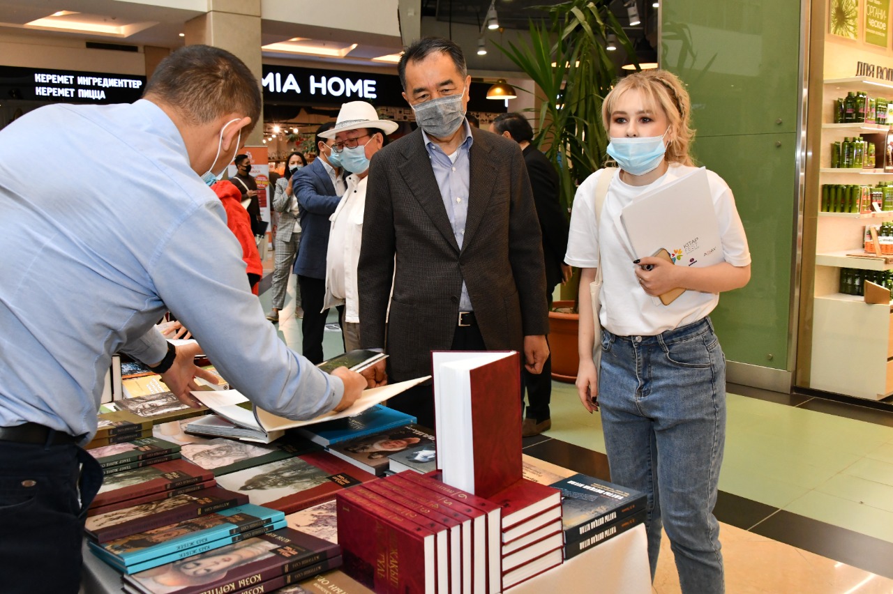 В Алматы проходит книжный фестиваль Kitap Fest