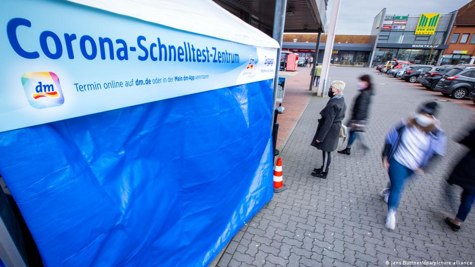 Врачи Германии призывают вернуть бесплатные тесты на коронавирус