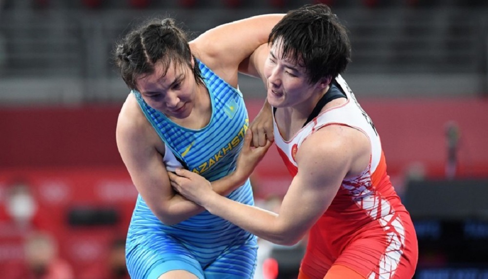 Казахстанские борцы завоевали три медали на турнире в Беларуси
