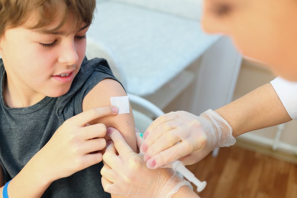 В ЕС одобрили препарат Moderna для вакцинации подростков 12-17 лет