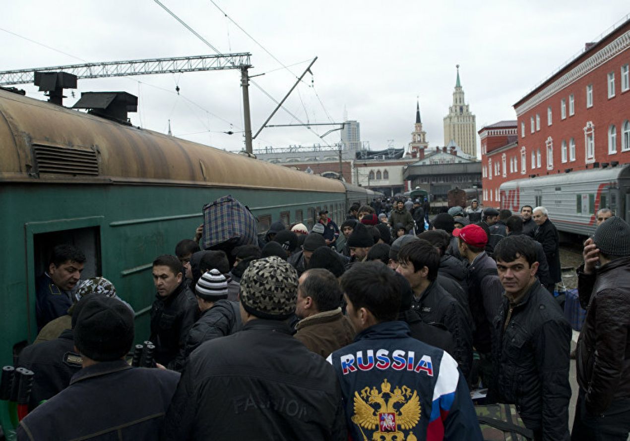 Узбекские строители первыми приедут в Россию на чартерных поездах