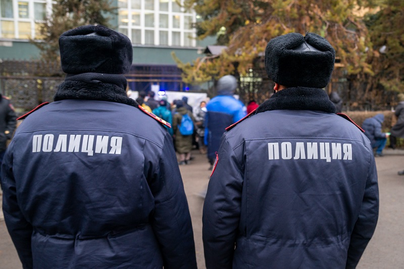 Требующие кредитной амнистии казахстанцы написали заявления. Что будет дальше?