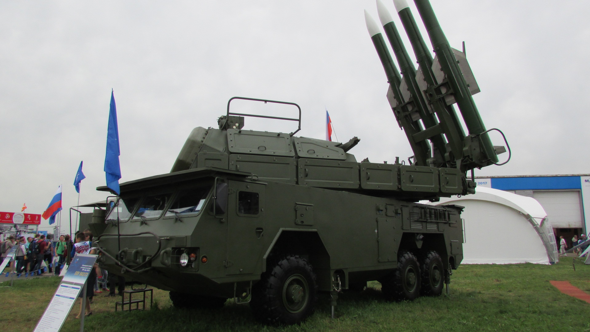 Какую военную технику и оружие закупил Казахстан у России в 2021 году