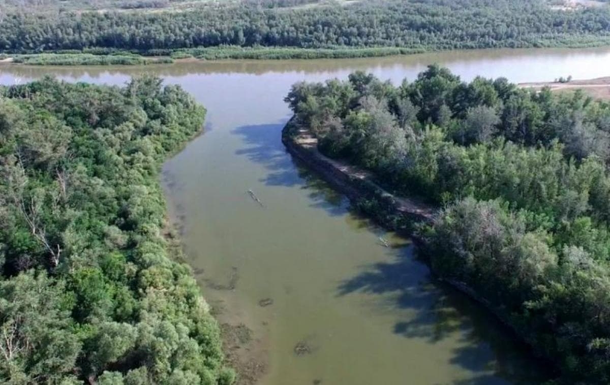 Депутат назвал катастрофой ситуацию на реке Жайык
