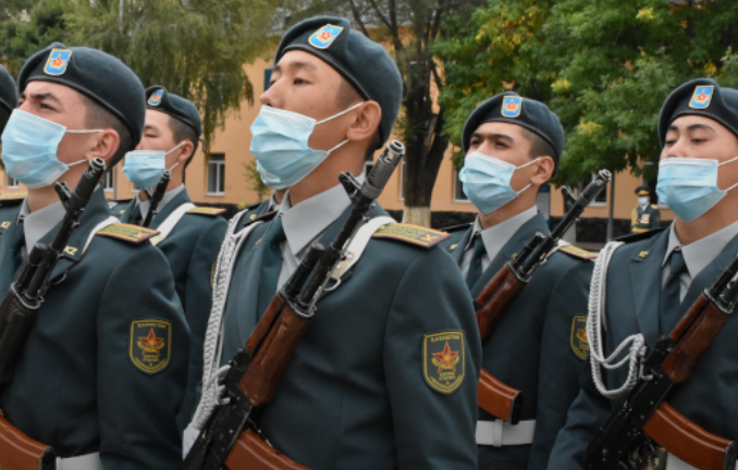 Курсанты военного института в Алматы ушли в самоволку в знак протеста