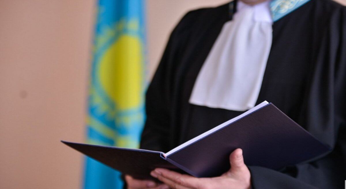 Алматинского судью обвинили в плагиате 