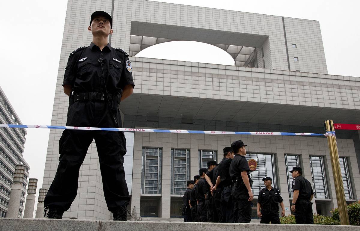 К смертной казни приговорили в Китае экс-главу банка за выдачу незаконных кредитов