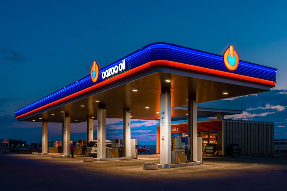 PetroRetail открыла 100 автозаправочных комплексов под брендом Qazaq Oil
