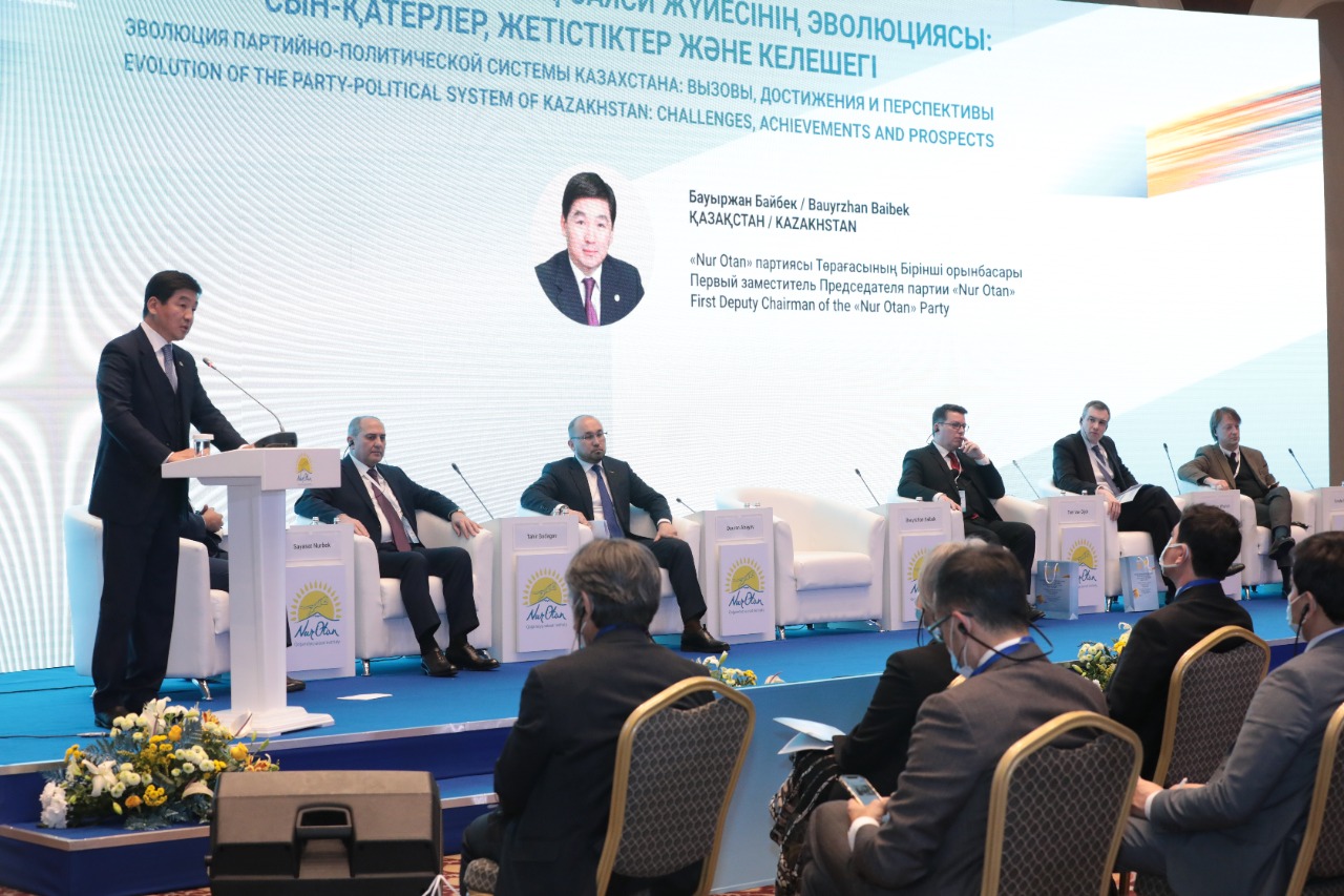 Бауыржан Байбек перечислил главные достижения 30-летнего развития Казахстана