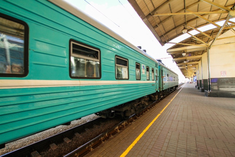 Казахстанец "заминировал" поезд из-за ссоры с бывшей