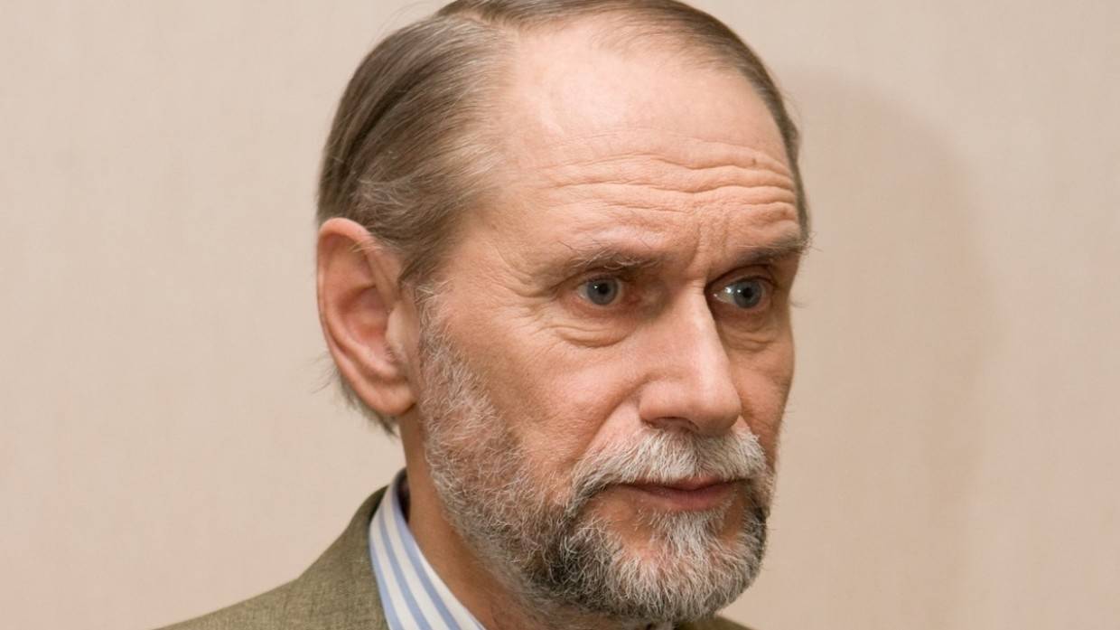 Скончался писатель-сатирик Виктор Коклюшкин