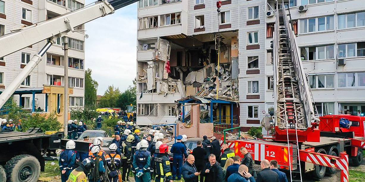 Взрыв прогремел в российской многоэтажке