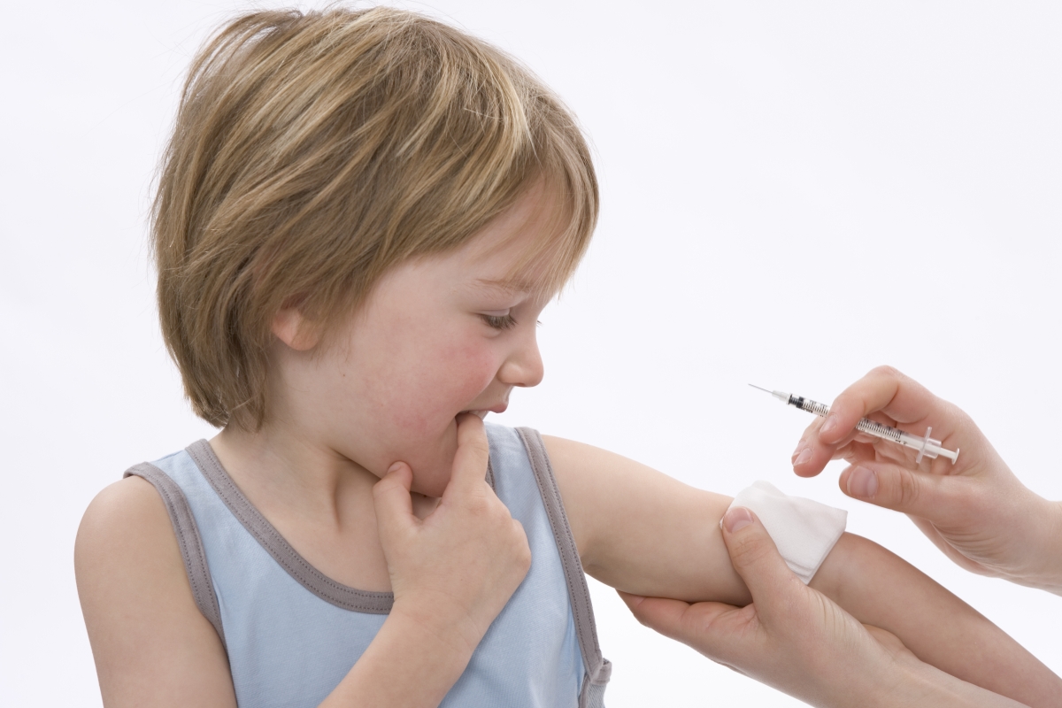 Приказ о вакцинации детей с 12 лет отменен