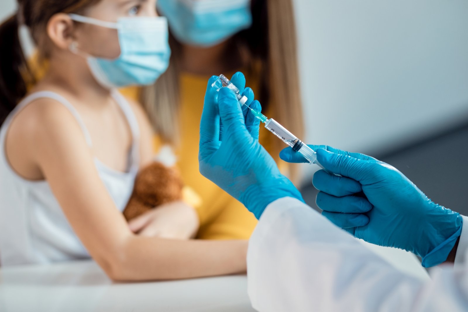 Насколько обязательна вакцинация детей от ковида - мнение ВОЗ 