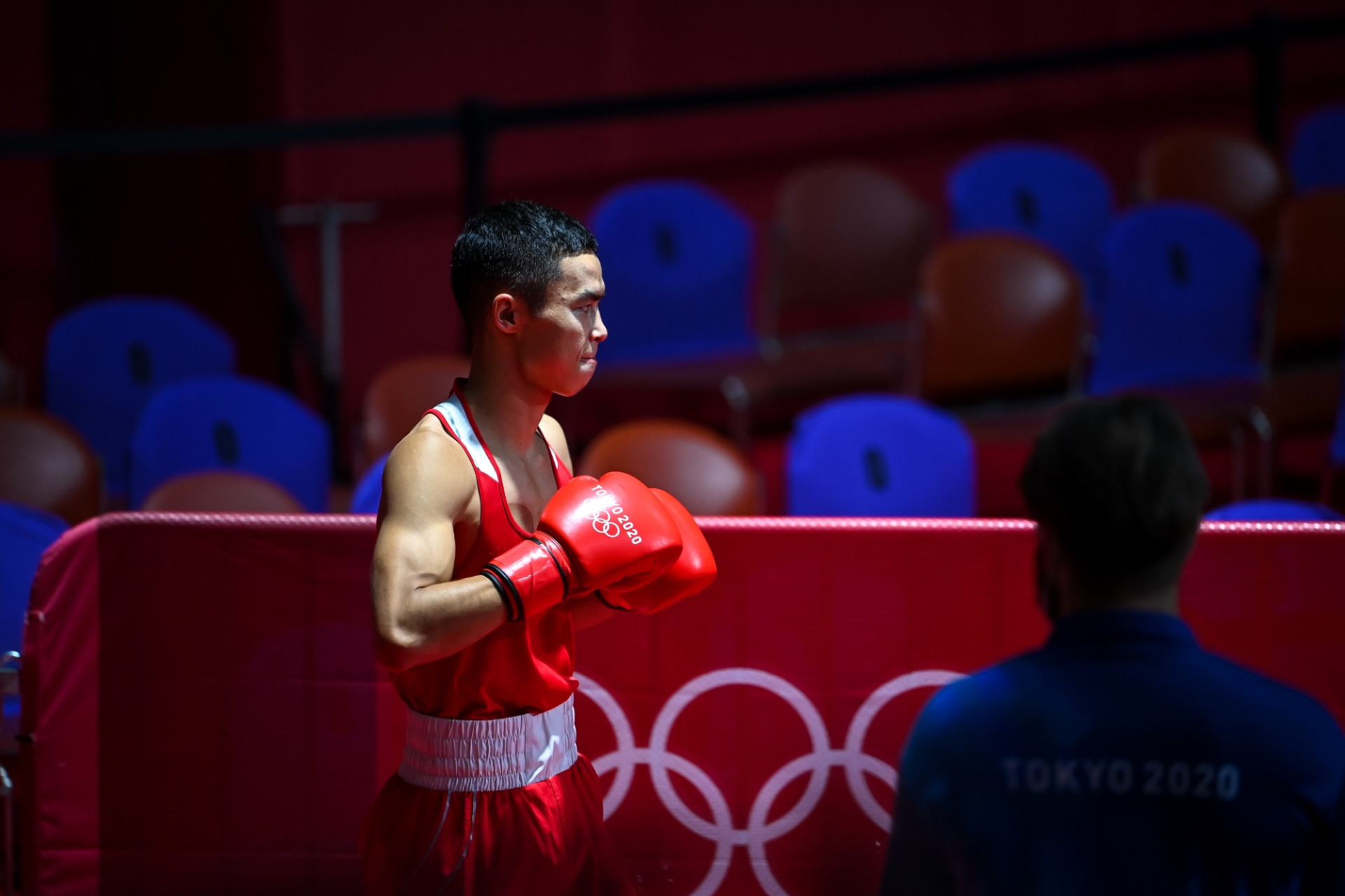 Какую медаль принес Казахстану боксер Сакен Бибосынов