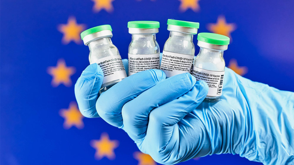 В десятки раз выросла популярность вакцинных туров в Европу