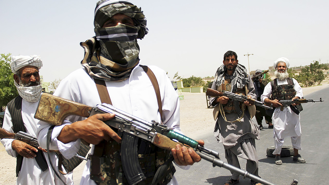 Талибы казнили банду похитителей детей