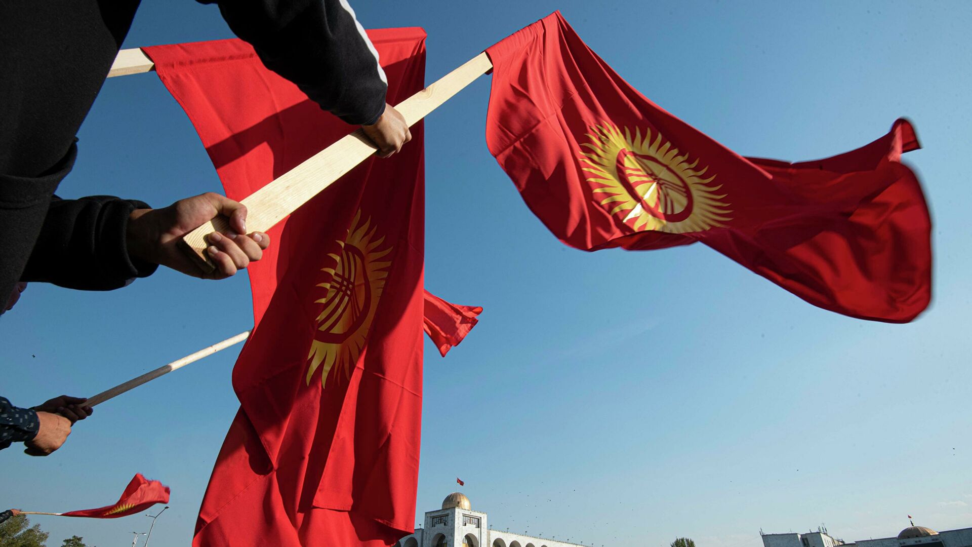 Сразу пять партий заявили о фальсификации выборов в Кыргызстане