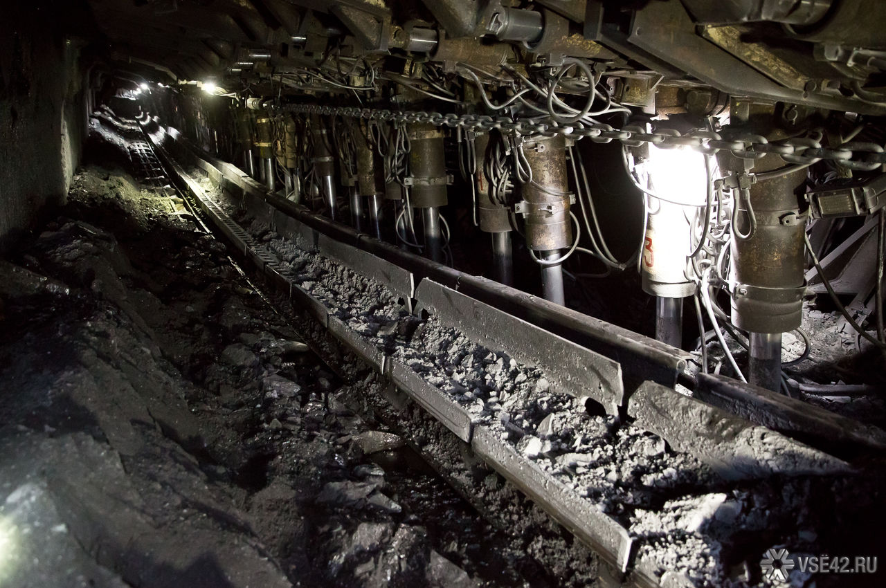 ЧП произошло на шахте в Кузбассе, пострадали 40 человек